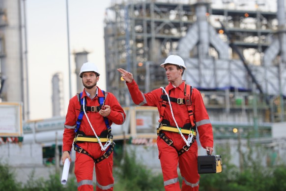 How Onsite Fire and Rescue Teams Are Essential to Petrochemical Safety 2