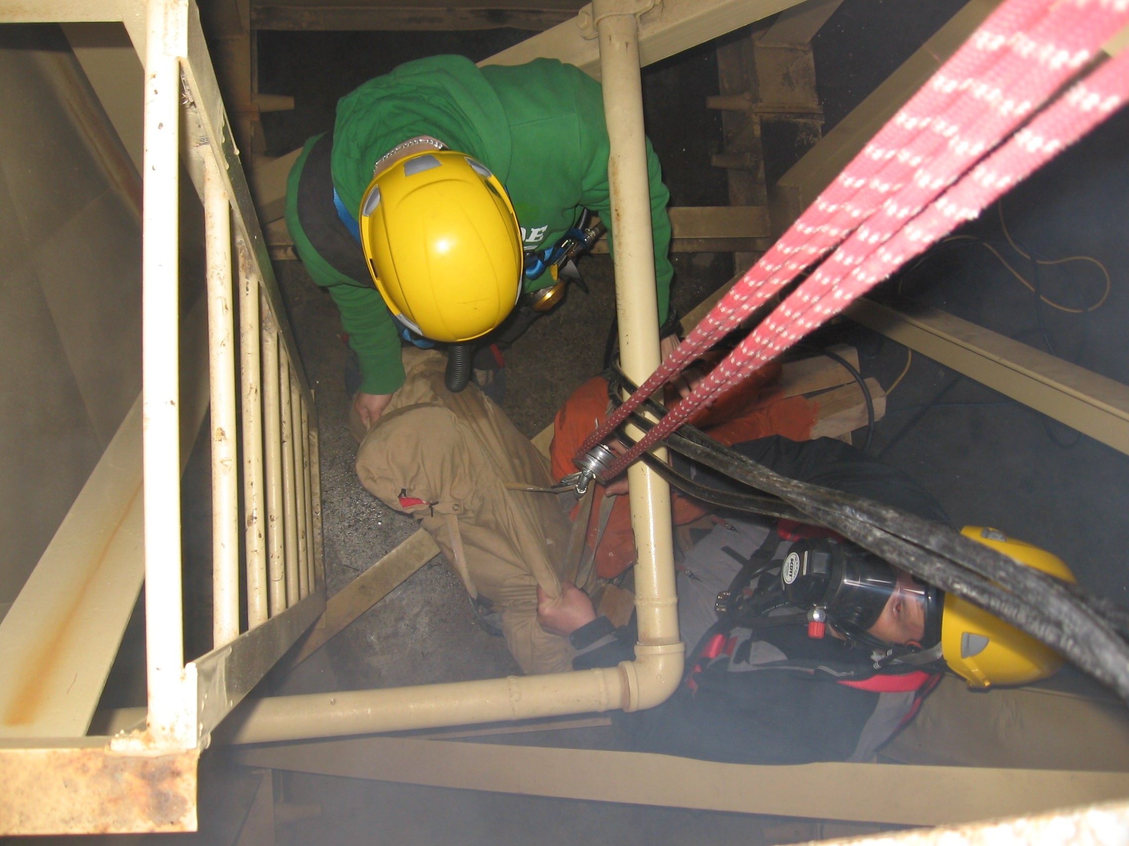 The Top Skills You’ll Gain from a Confined Space Rescue Safety Training Course 4